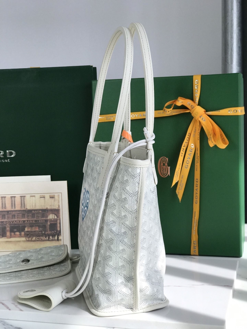 Goyard Shopping Bags